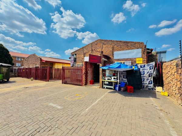 1 302 m² Commercial space