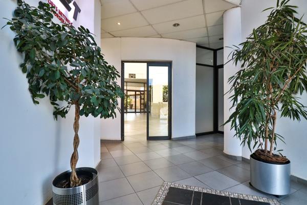 539  m² Office Space