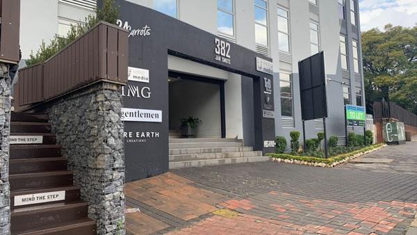 295 m² Office Space