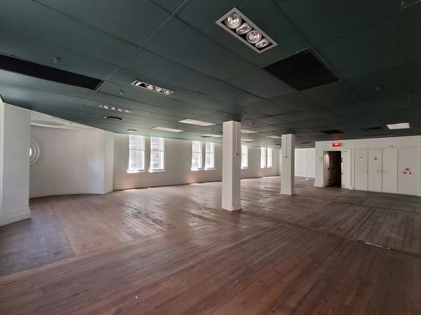 165 m² Commercial space