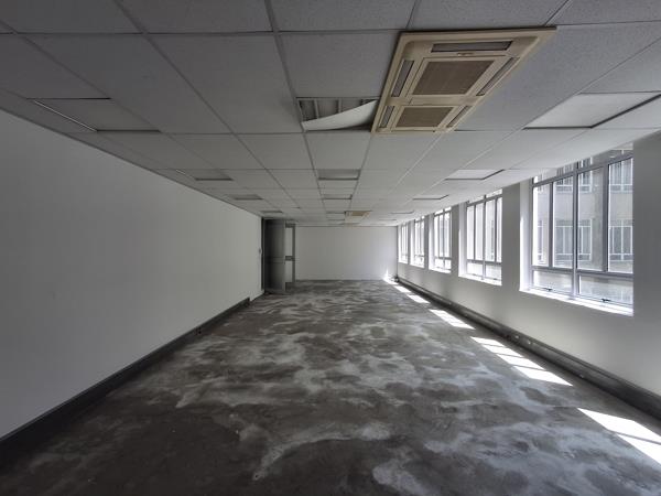 80 m² Commercial space
