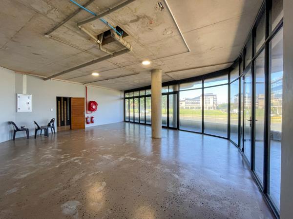 103 m² Commercial space