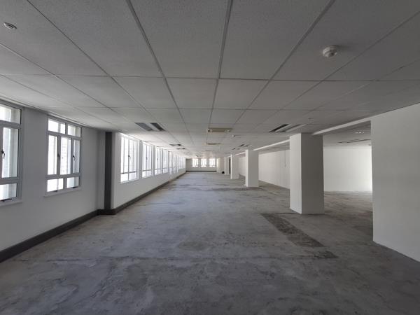 340 m² Commercial space