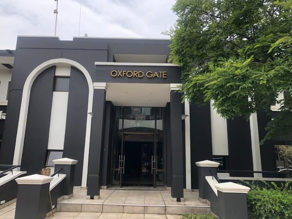 639 m² Commercial space
