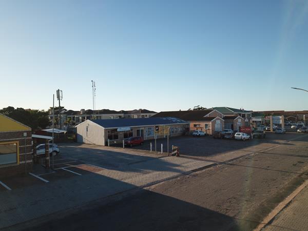 270 m² Commercial space