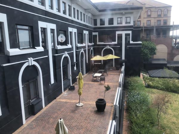 267  m² Commercial space