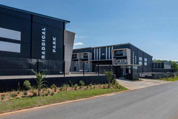576 m² Commercial space
