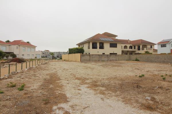 824 m² Land