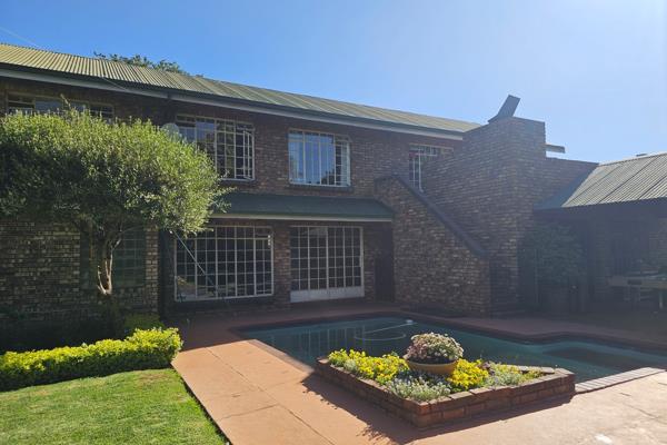 7 Bedroom House