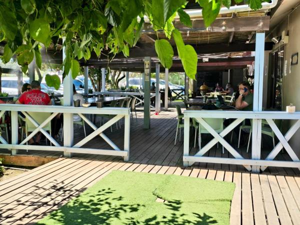 207  m² Commercial space