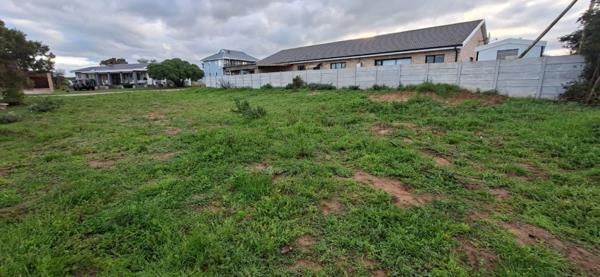 625 m² Land