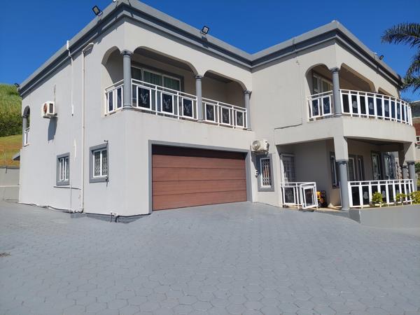 8 Bedroom House