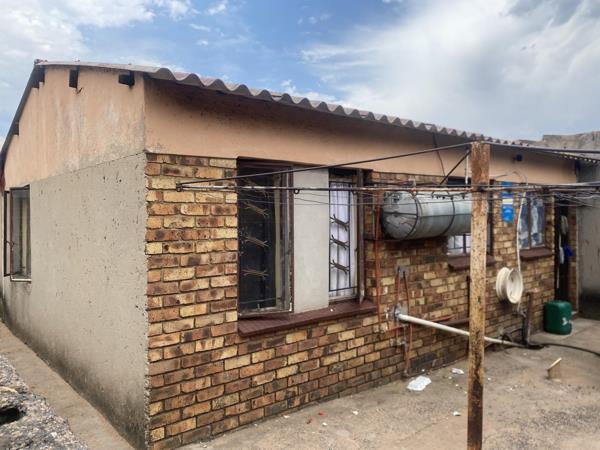 2 Bedroom House