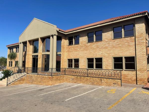 154 m² Commercial space
