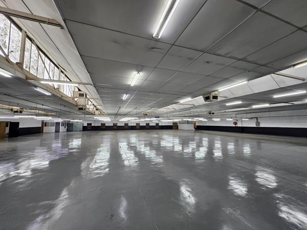 1 235 m² Industrial space