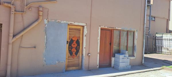 15  m² Commercial space