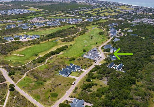 1 176 m² Land