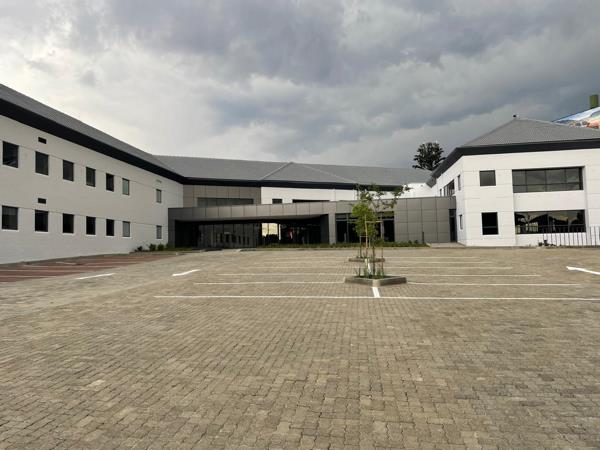 575 m² Commercial space
