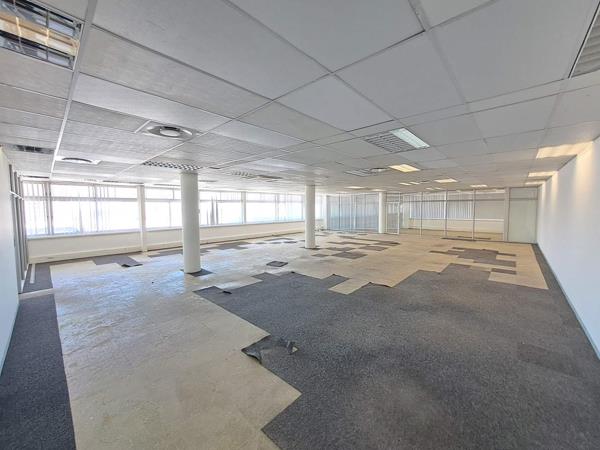 307 m² Office Space