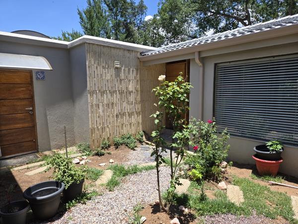 2 Bedroom Garden Cottage