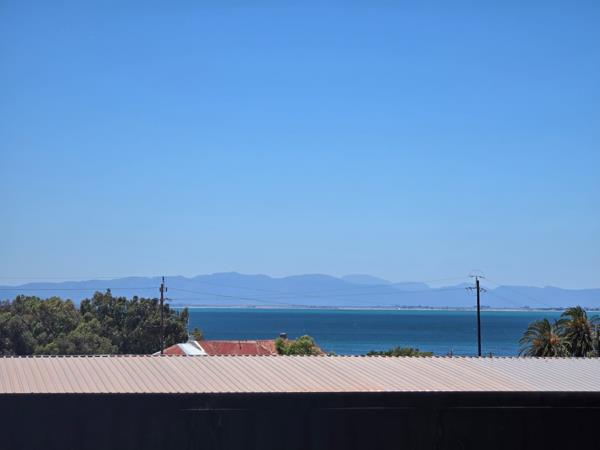 845 m² Land