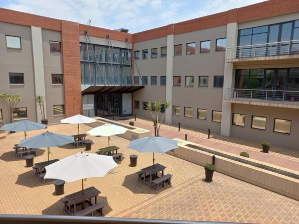 428.8  m² Commercial space