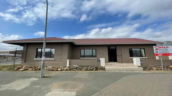 213  m² Commercial space