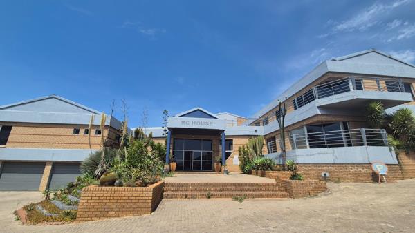 8 120  m² Commercial space