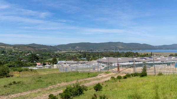 4 ha Land