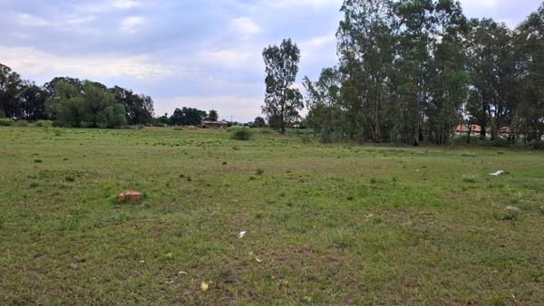 8 094 m² Land