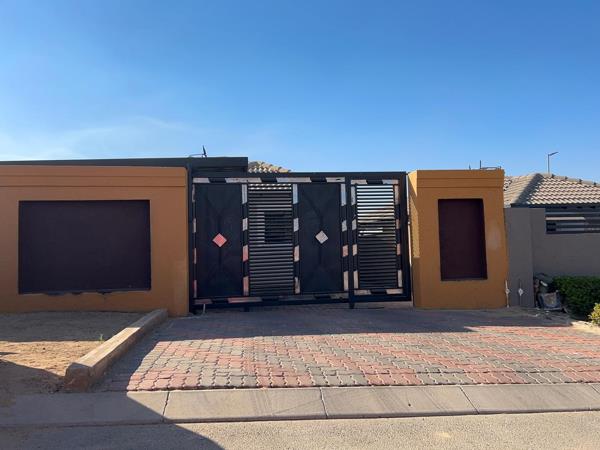 2 Bedroom House