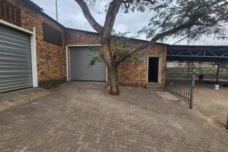 95  m² Industrial space