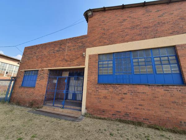 488 m² Industrial space