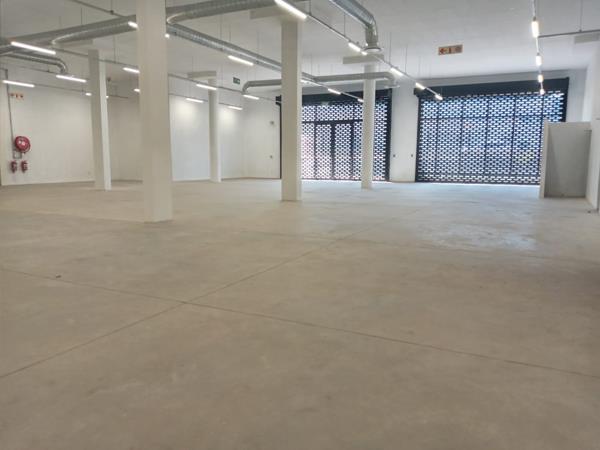 530  m² Commercial space
