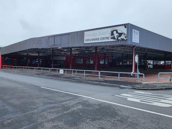 1 497  m² Commercial space