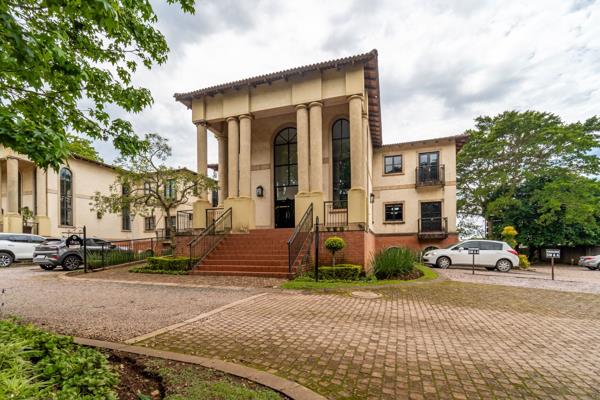 211  m² Office Space