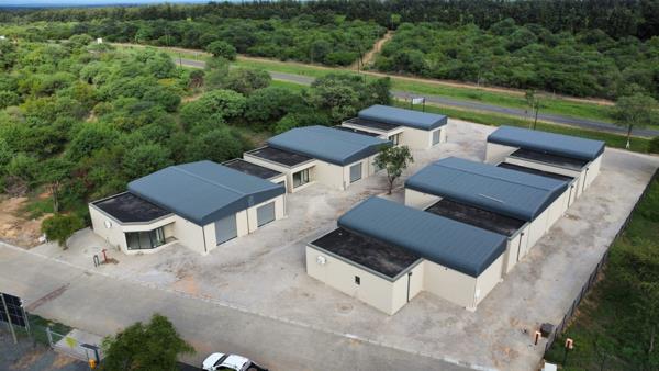 140 m² Commercial space