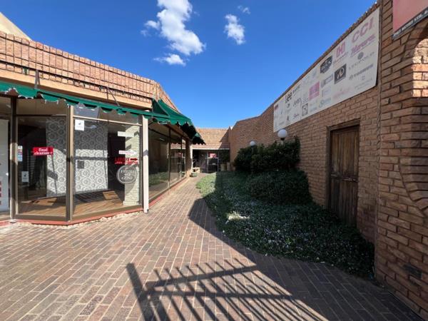 300  m² Retail Space