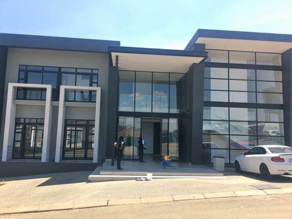 76  m² Office Space