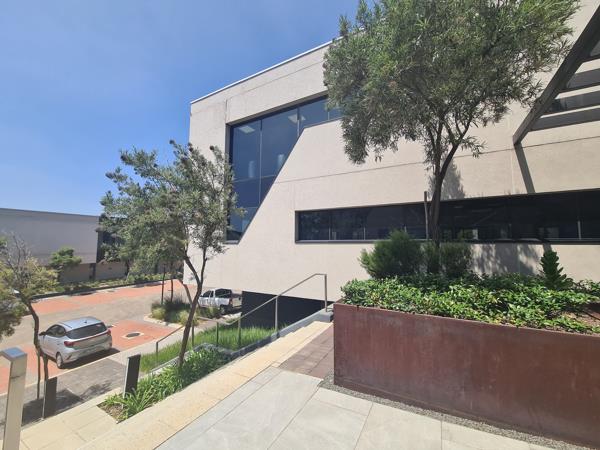 389 m² Commercial space