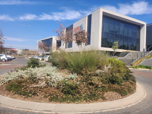 389 m² Commercial space