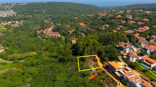 1 042 m² Land