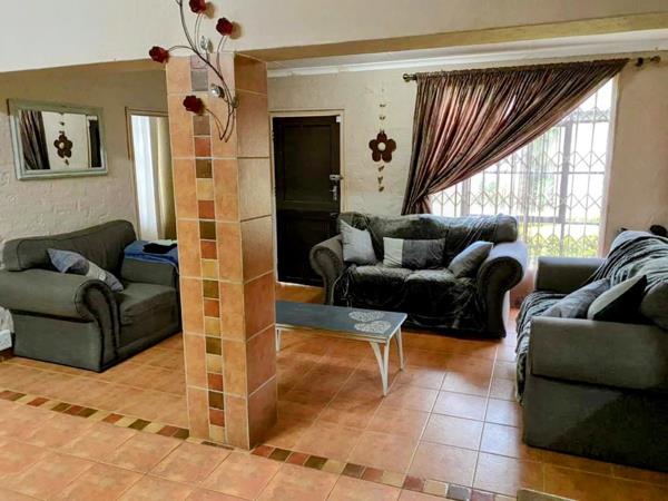 1 000 m² Farm with House