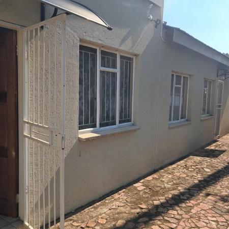 0.5 Bedroom Garden Cottage