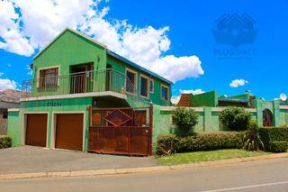 10 Bedroom Apartment