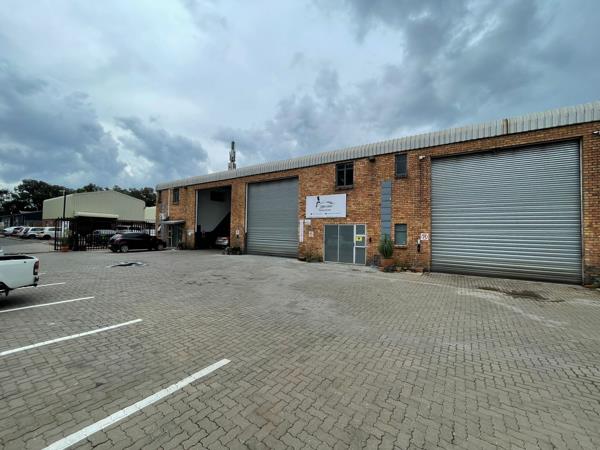307  m² Industrial space