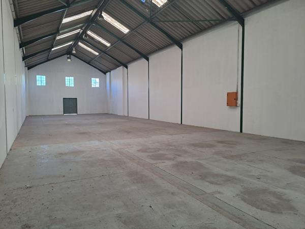 383  m² Industrial space