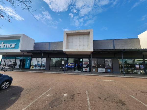 595  m² Commercial space