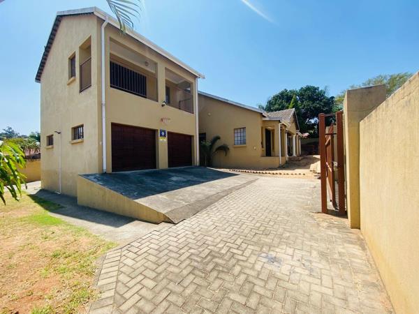 6 Bedroom House
