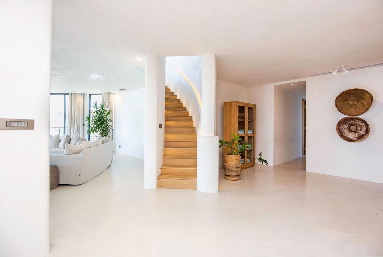 Apartment in Point Waterfront - More